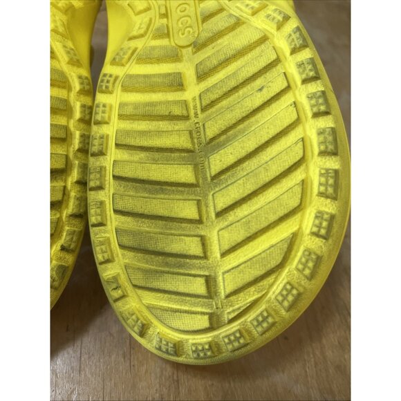 Crocs Classic Lined Clogs Unisex Size M6 W8 Yellow Sandals Comfy Festival - Picture 15 of 16